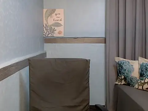 xMeganFucks69 webcam