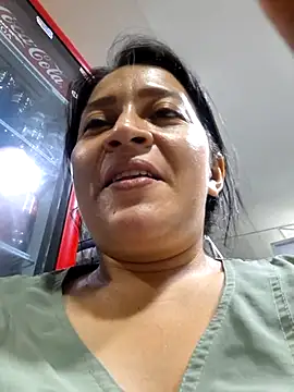 dr_edna_naughty (F milf) - SHOW BOOBS