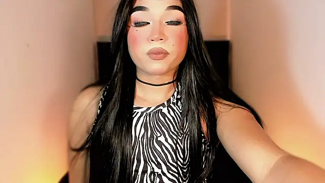 misstreslatin webcam