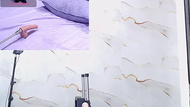 Emma_trons_ webcam
