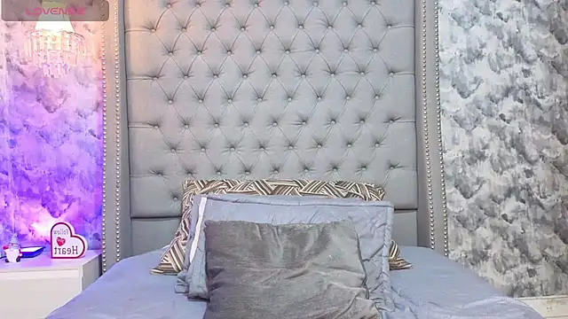 Sofia_Blosom webcam