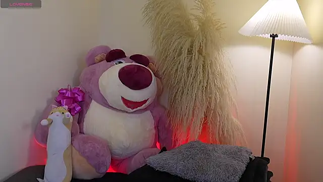 mia_roux1 webcam
