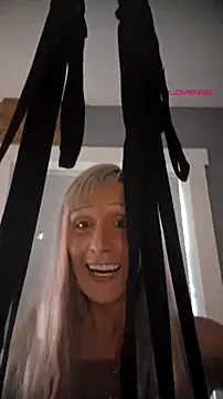 beautifulmefire23 - BeautifulMeFire23's free webcam - UK Sex Cams