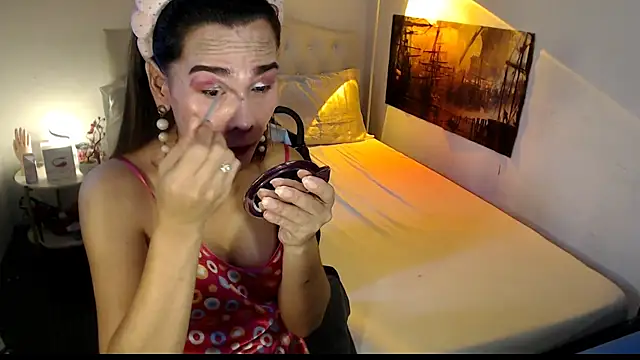 NinaDOM4CUM webcam