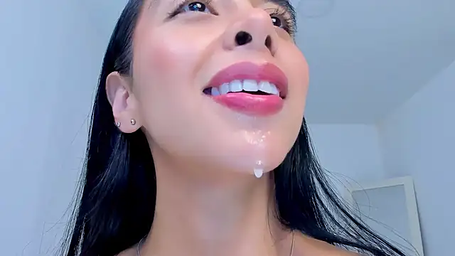 sophierooy22 webcam