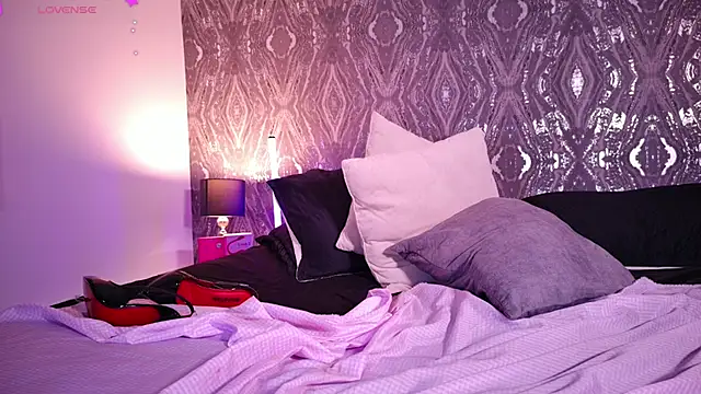 AbellaFox_ webcam