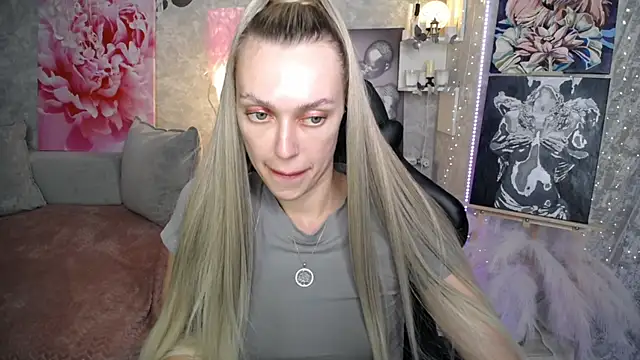 NickyAdamidi webcam
