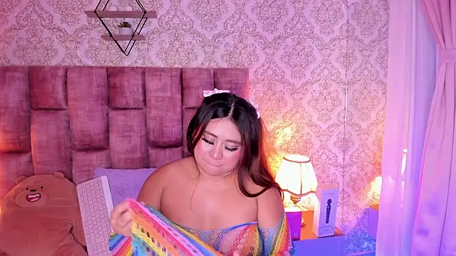 Luna_Swift webcam
