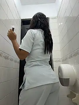MiaCamille_ webcam