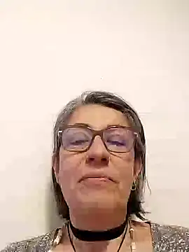 nocturnewhisper webcam