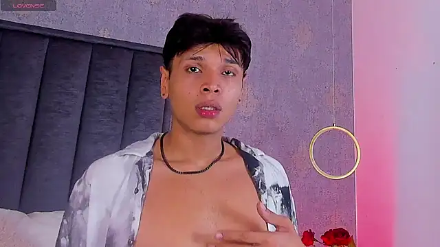 Alejandroo_Montenegro webcam