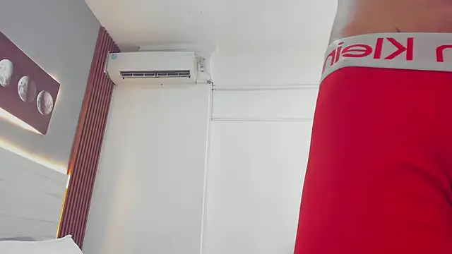 Lois_stone webcam