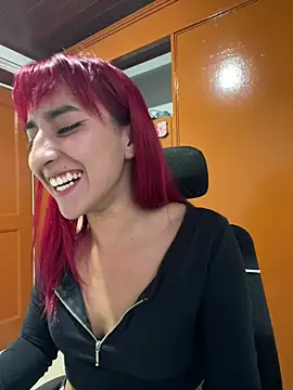 Juliethademon webcam