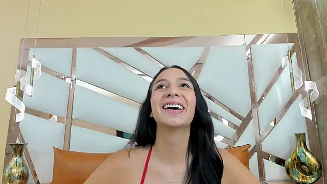 Zara-Rey webcam