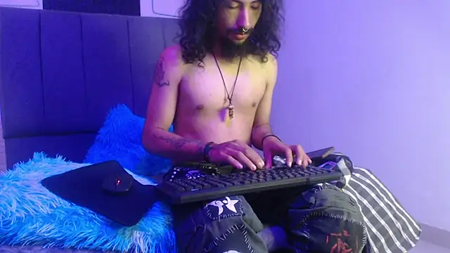 strap_420 webcam