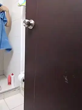 cachonda69- webcam