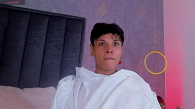 Alejandroo_Montenegro webcam