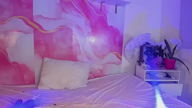 hellenngp live cam on StripChat