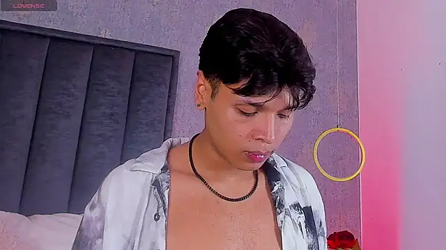 Alejandroo_Montenegro webcam