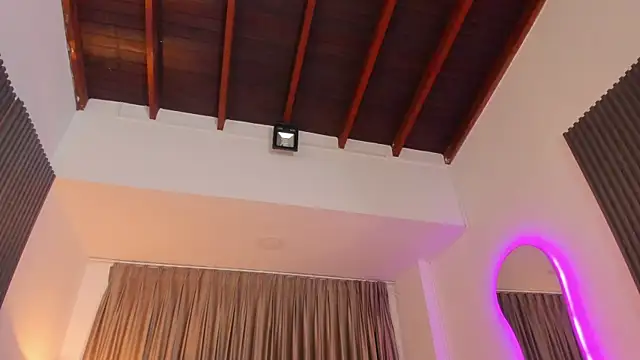 Sarah_Stone_ webcam