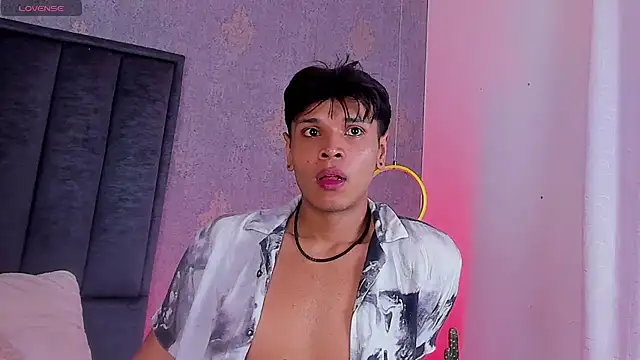 Alejandroo_Montenegro webcam