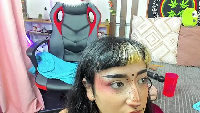 MeowMota_ webcam