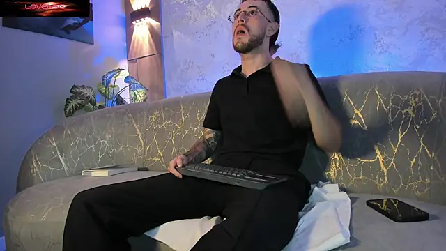 CodyWalkerR webcam