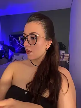EmaSaenz webcam