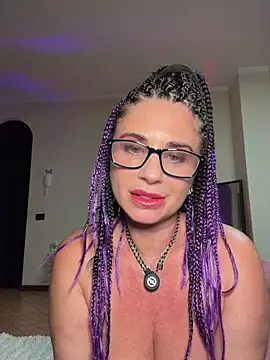 Eva_Pearl webcam