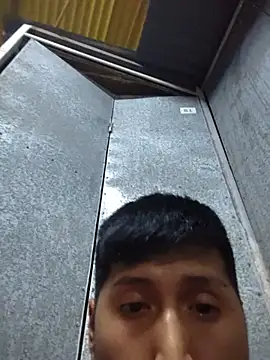 Boypolohot webcam
