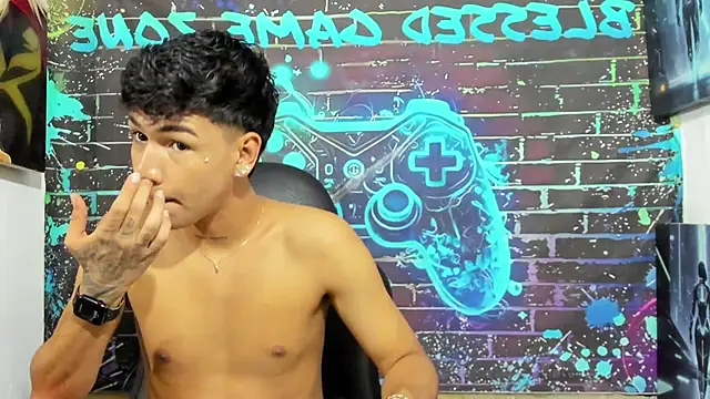 Timmy_Kiing_ live cam on StripChat