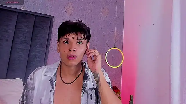 Alejandroo_Montenegro webcam