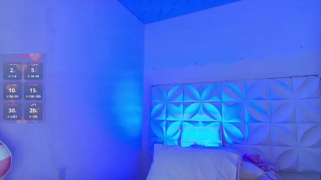 Ivonny_Goldie webcam