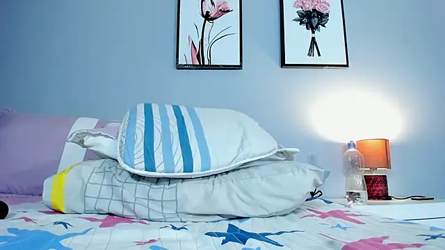 Miaa_ZZ webcam