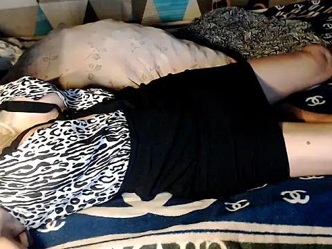 Trish_CurveCock webcam