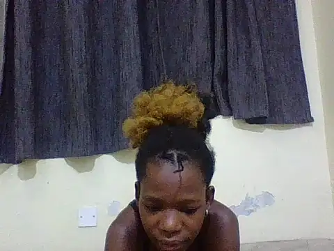 SugarPlumBabe16 webcam