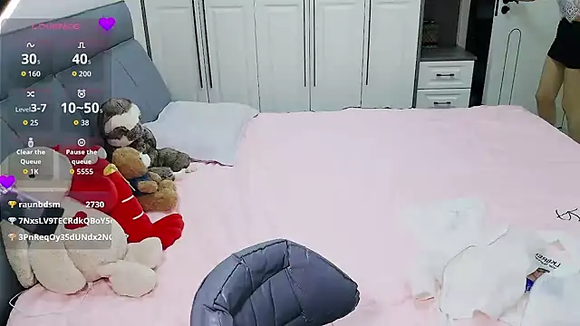 LucyLin-d2 live cam