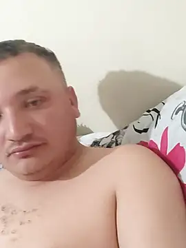 Adell96 live cam on StripChat