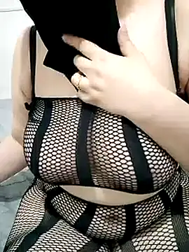 Arab-anoucha live cam