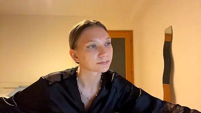 Stars_line live cam