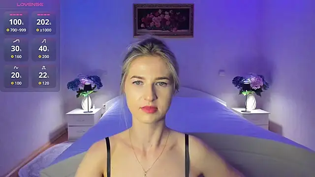Julie_Blaze webcam