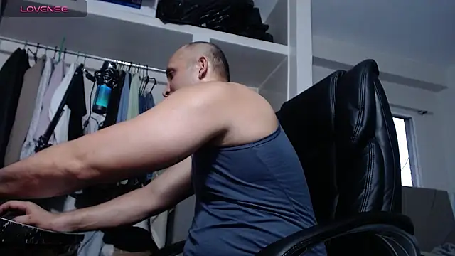 Alejandro_macho webcam