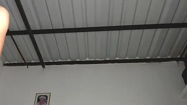 candylove05 live cam on StripChat
