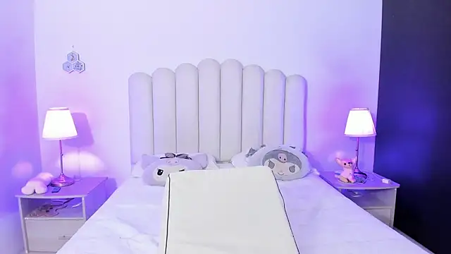 SofieBunnie webcam