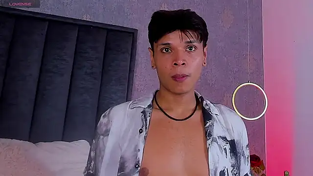 Alejandroo_Montenegro live cam on StripChat