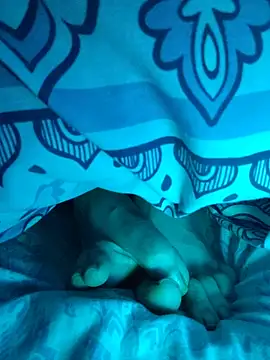 Miss_Carmilla webcam
