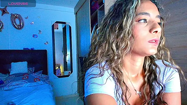 collins_megan96 webcam