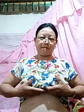 Lena_9x webcam