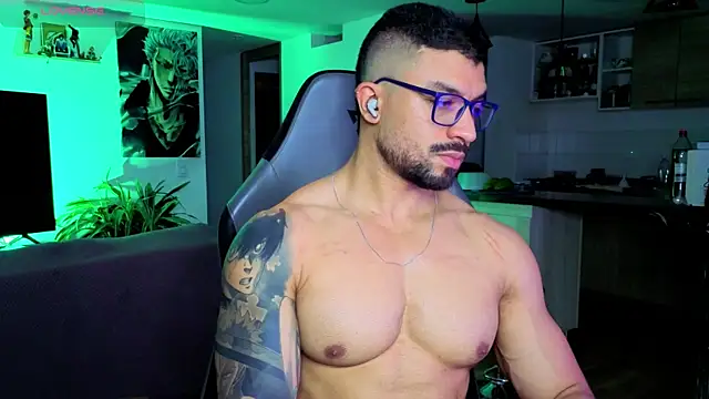Michael_Diamond live cam on StripChat