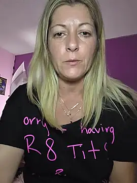 NikkiBlisss webcam